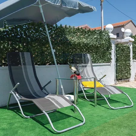 Lägenhet Awesome In With Wifi