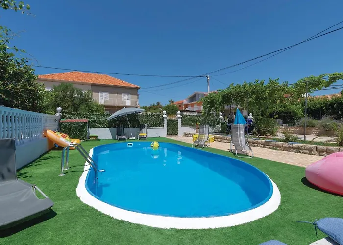 Appartement Awesome In With Wifi